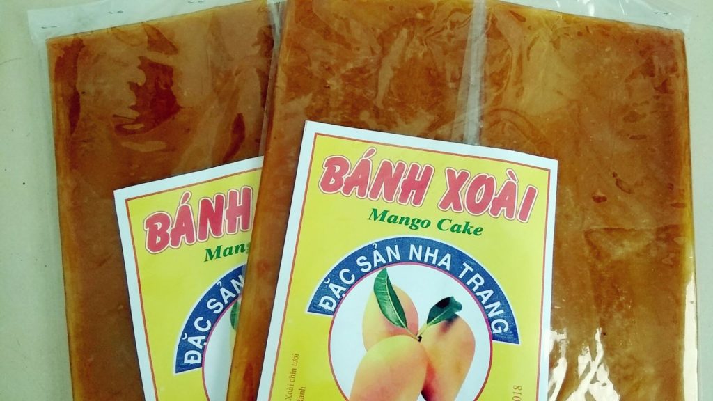 Bánh xoài Nha Trang du khách có thể mua về làm quà