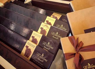 Gợi ý những món quà đặc sắc dành cho du khách du lịch Dubai mua làm quà Gợi ý những món quà đặc sắc dành cho du khách du lịch Dubai mua làm quà